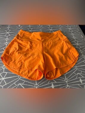 Lululemon Speed Up Mid-Rise Lined Short 4” Women’s Size 6 Orange